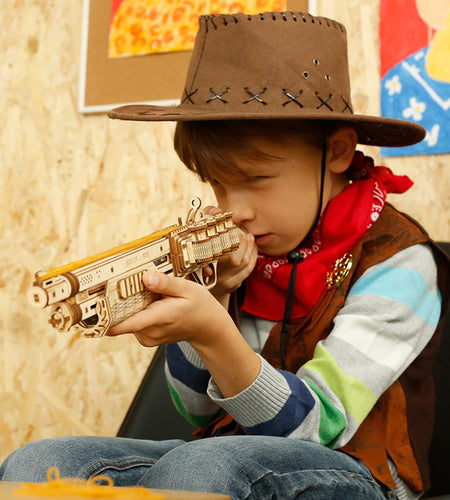 Robotime ROKR Revolver Gun Model Toys 3D Wooden Puzzle Games Crafts Gift For Children Kids Boys Birthday Christmas Gift Dropship