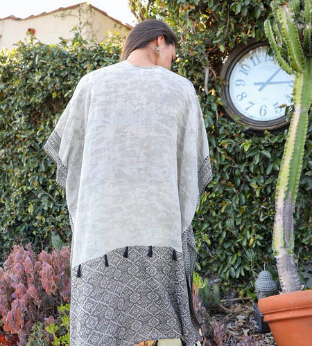 Tropical Leaves Draped Sleeve Kimono