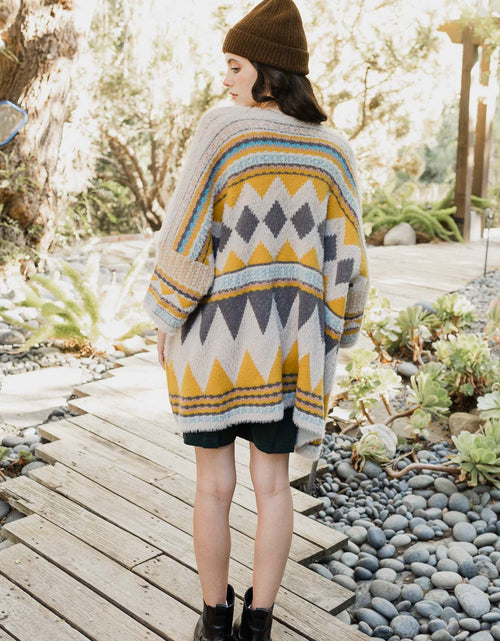 Load image into Gallery viewer, Faux Hair Aztec Pocket Ruana
