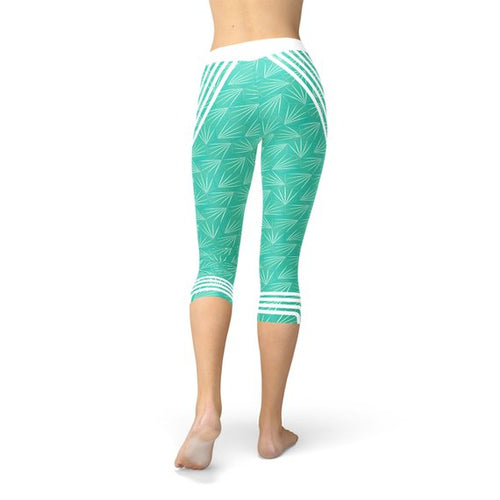 Load image into Gallery viewer, Turquoise Sports Capri Leggings
